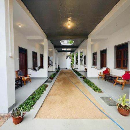 Zimbay Guest House Аругам Экстерьер фото