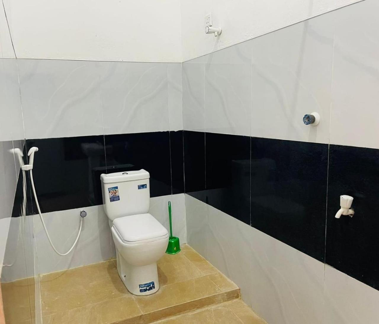 Zimbay Guest House Аругам Экстерьер фото