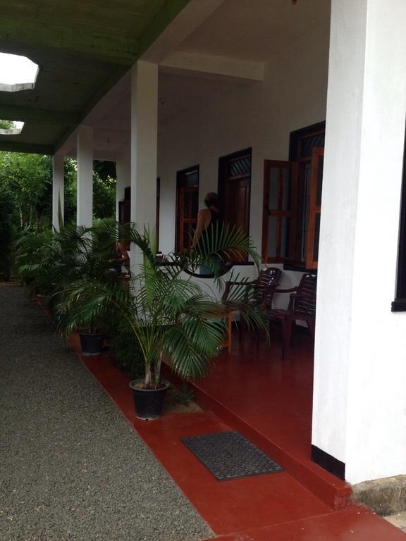 Zimbay Guest House Аругам Экстерьер фото